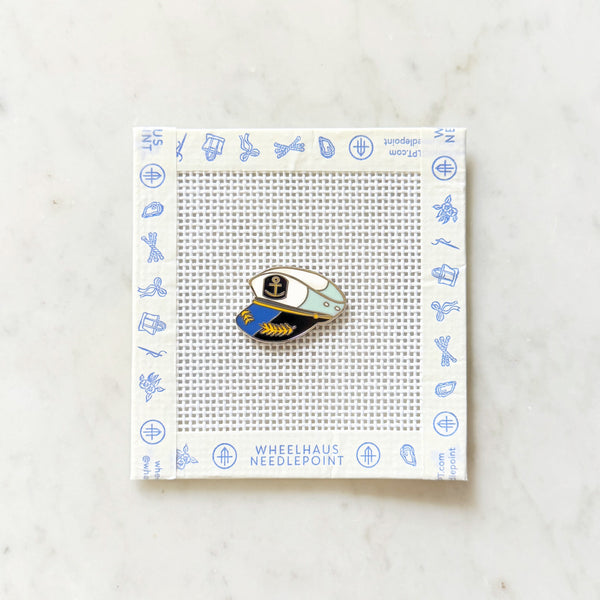 Needle minder of a captain's hat 